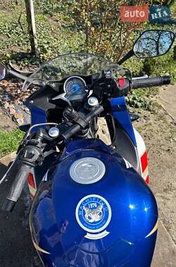 Спортбайк Honda CBR 250R 2011 в 