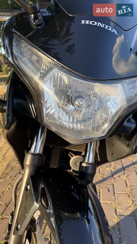 Спортивные снегоходы Honda CBR 250R 2012 в Киеве