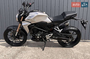 Мотоцикл Без обтекателей (Naked bike) Honda CBR 250R 2019 в 