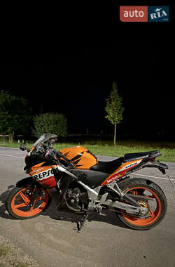 Спортбайк Honda CBR 250R 2014 в 