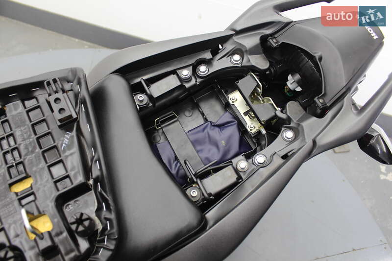 Спортбайк Honda CBR 250R 2018 в Гнівані фото 27 Спортбайк Honda CBR 250R 2018 в Гнівані