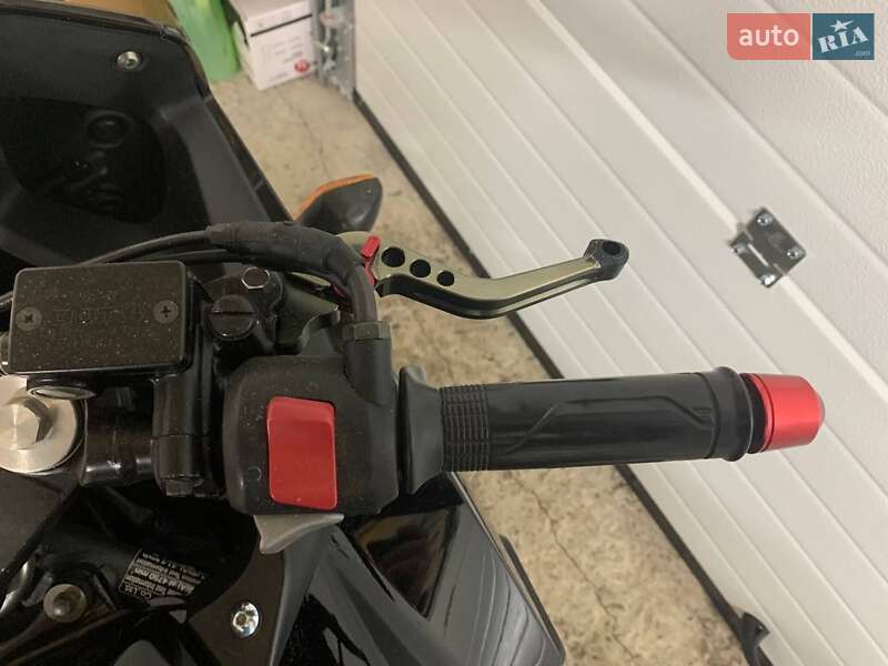 Спортбайк Honda CBR 400R 2013 в Козятині