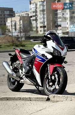 Мотоцикл Спорт-туризм Honda CBR 400R 2013 в Херсоні