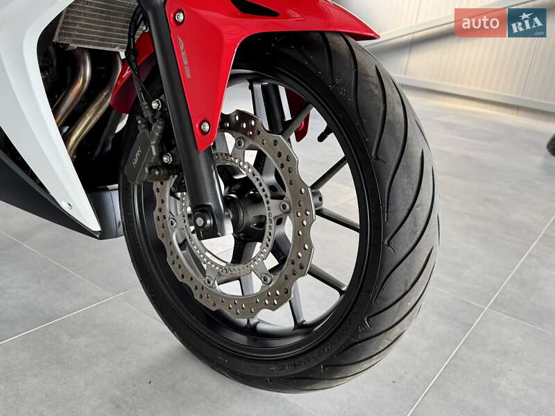 Спортбайк Honda CBR 400R 2017 в Хмельницком