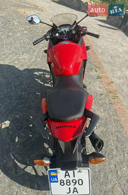 Спортбайк Honda CBR 400R 2013 в 