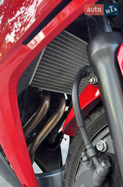 Спортбайк Honda CBR 400R 2016 в 