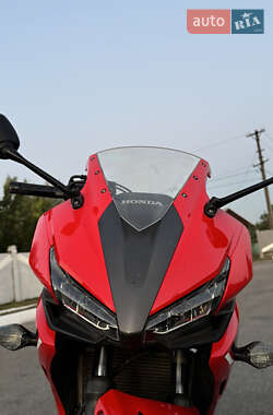 Мотоцикл Спорт-туризм Honda CBR 400R 2016 в 