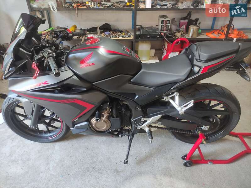 Спортбайк Honda CBR 400R 2019 в Виннице фото 9 Спортбайк Honda CBR 400R 2019 в Виннице