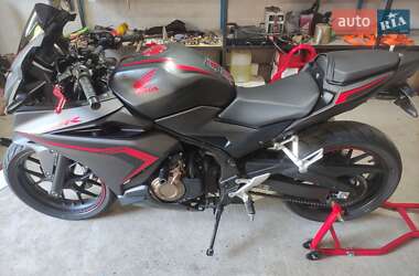 Спортбайк Honda CBR 400R 2019 в 