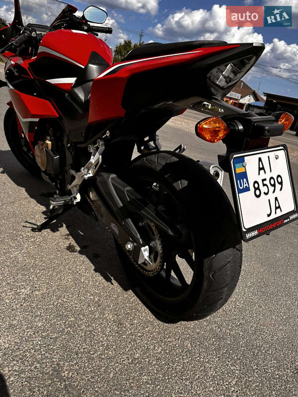 Спортбайк Honda CBR 400R 2018 в Киеве