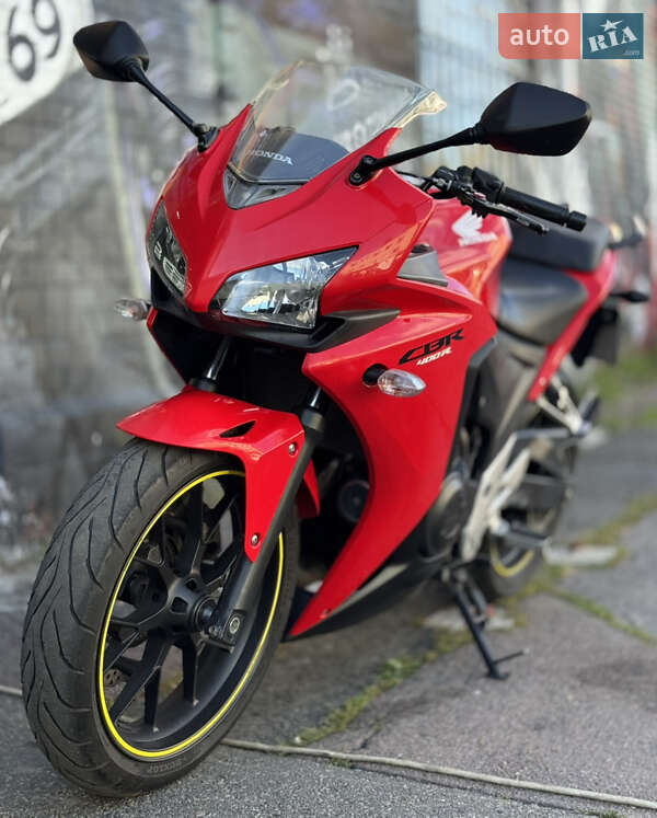 Спортбайк Honda CBR 400R 2013 в Києві