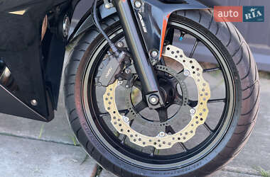 Спортбайк Honda CBR 400R 2017 в 