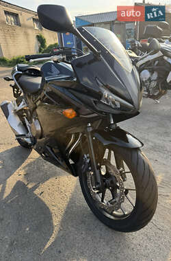 Мотоцикл Спорт-туризм Honda CBR 400R 2017 в 