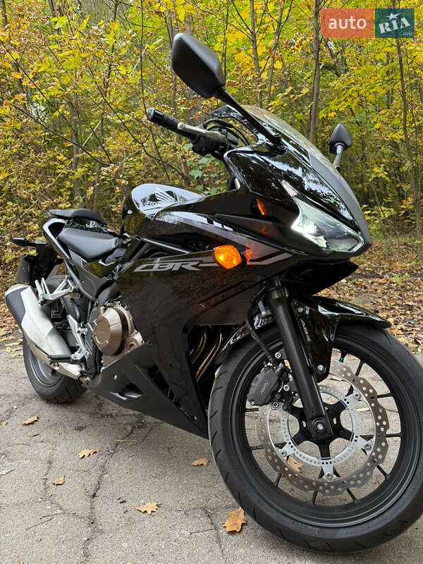 Спортбайк Honda CBR 400R 2016 в Києві