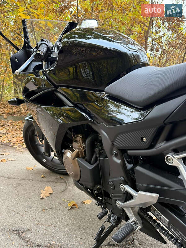 Спортбайк Honda CBR 400R 2016 в Києві