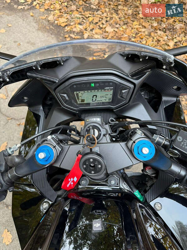 Спортбайк Honda CBR 400R 2016 в Києві