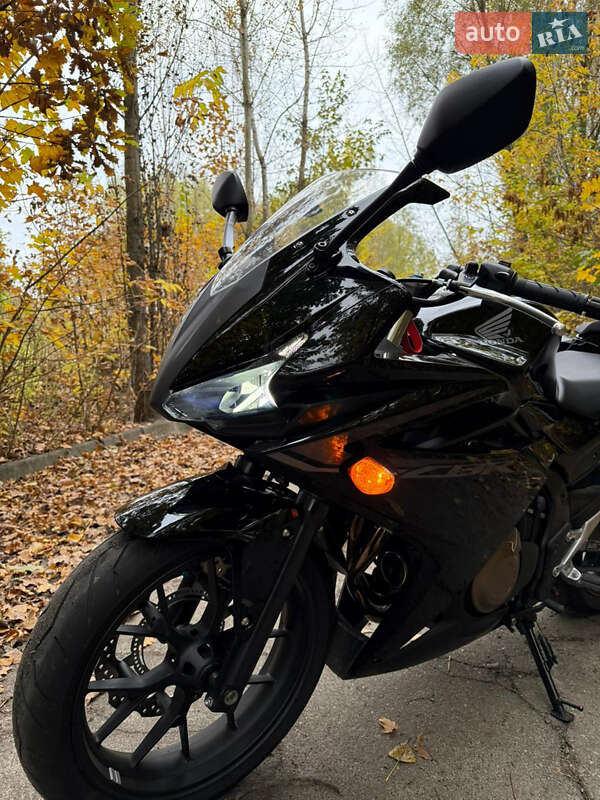 Спортбайк Honda CBR 400R 2016 в Києві