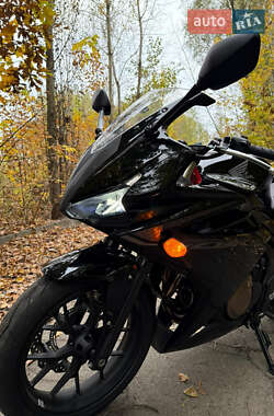 Спортбайк Honda CBR 400R 2016 в  фото 32 Спортбайк Honda CBR 400R 2016 в