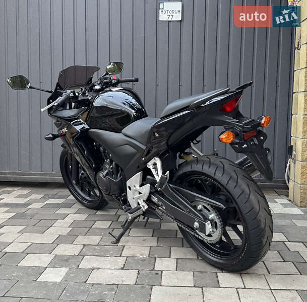 Спортбайк Honda CBR 400R 2013 в Дніпрі фото 4 Спортбайк Honda CBR 400R 2013 в Дніпрі