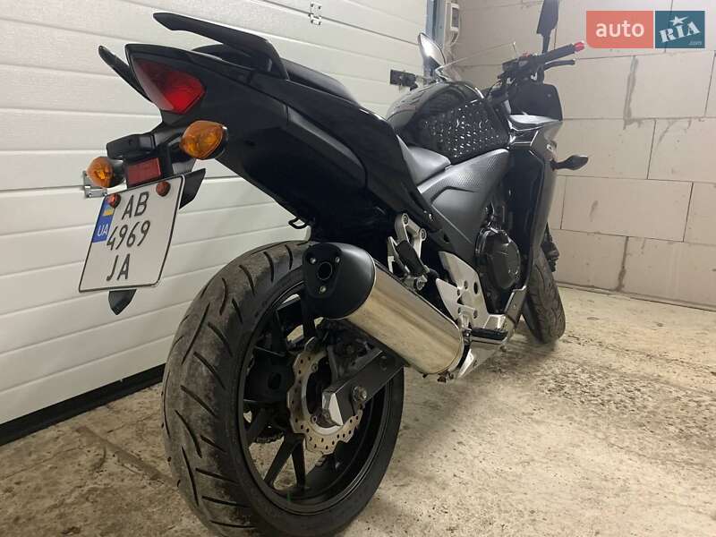 Спортбайк Honda CBR 400R 2013 в Казатине
