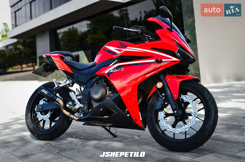 Мотоцикл Спорт-туризм Honda CBR 500R 2018 в 