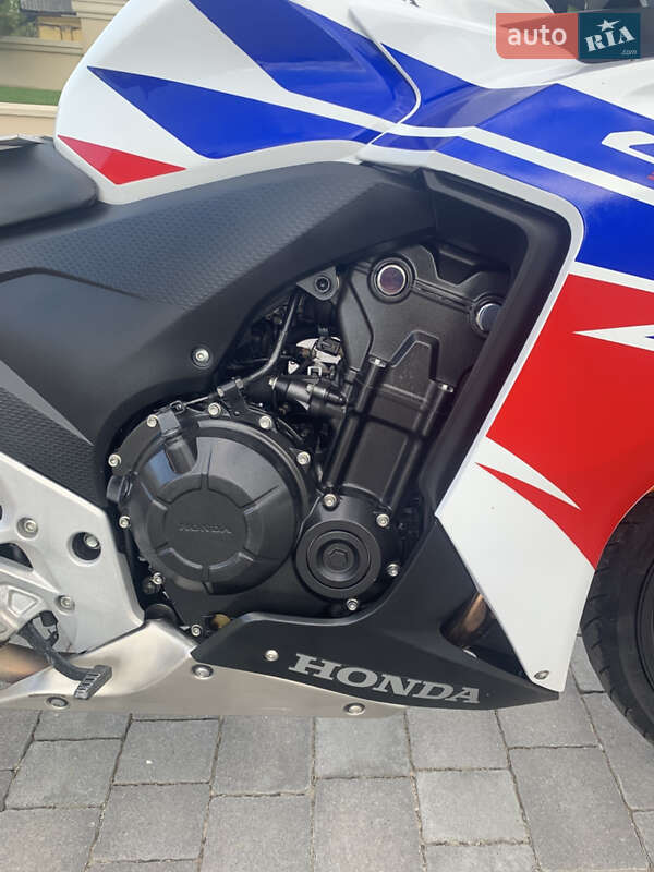 Спортбайк Honda CBR 500R 2016 в Снятині