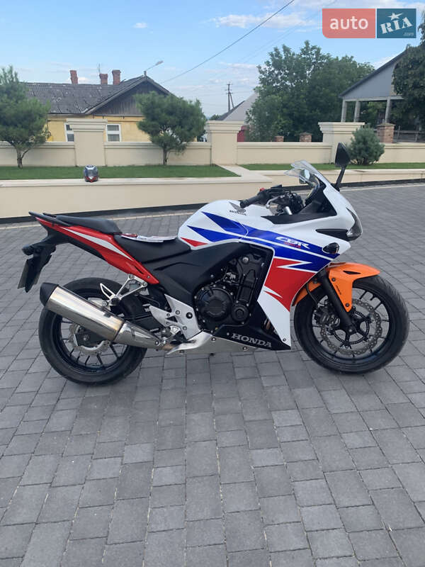 Спортбайк Honda CBR 500R 2016 в Снятині