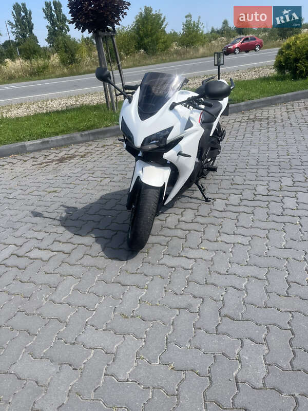 Мини спорт Honda CBR 500R 2016 в Ивано-Франковске