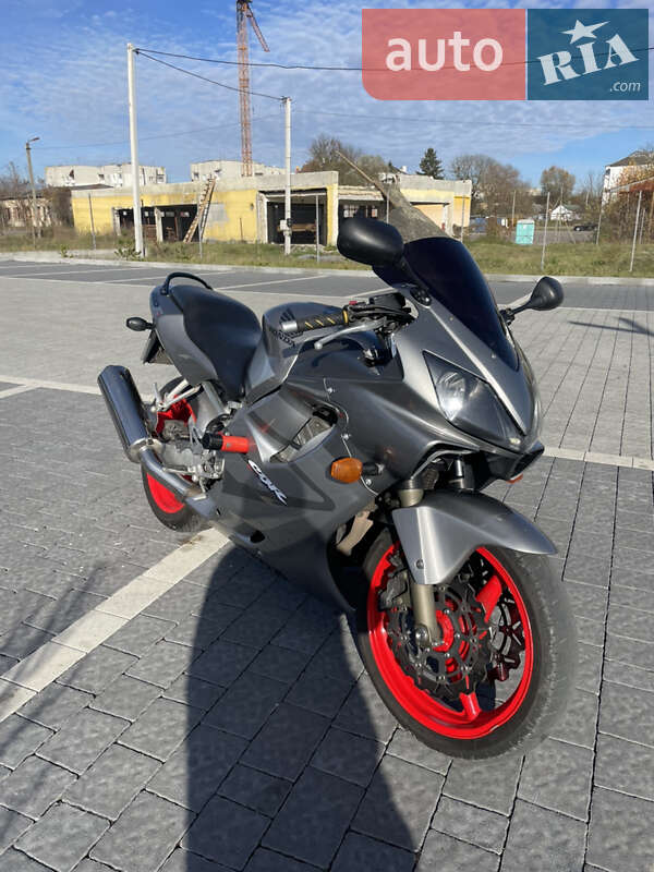 Спортбайк Honda CBR 600F4i 2005 в Львове