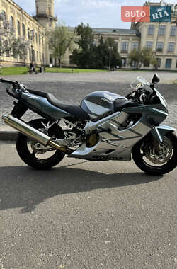 Мотоцикл Спорт-туризм Honda CBR 600F4i 2005 в 