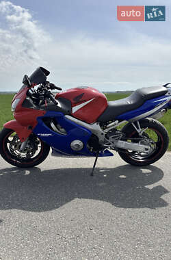 Спортбайк Honda CBR 600F4i 2001 в 