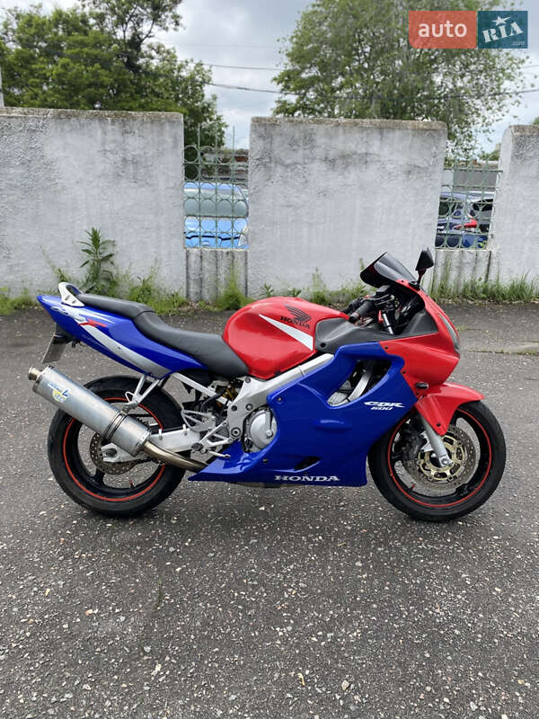 Мотоцикл Спорт-туризм Honda CBR 600F4i 2002 в Харкові фото 3 Мотоцикл Спорт-туризм Honda CBR 600F4i 2002 в Харкові