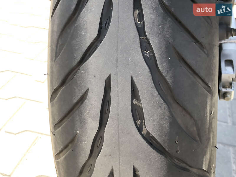 Спортбайк Honda CBR 600F4i 2002 в Виннице