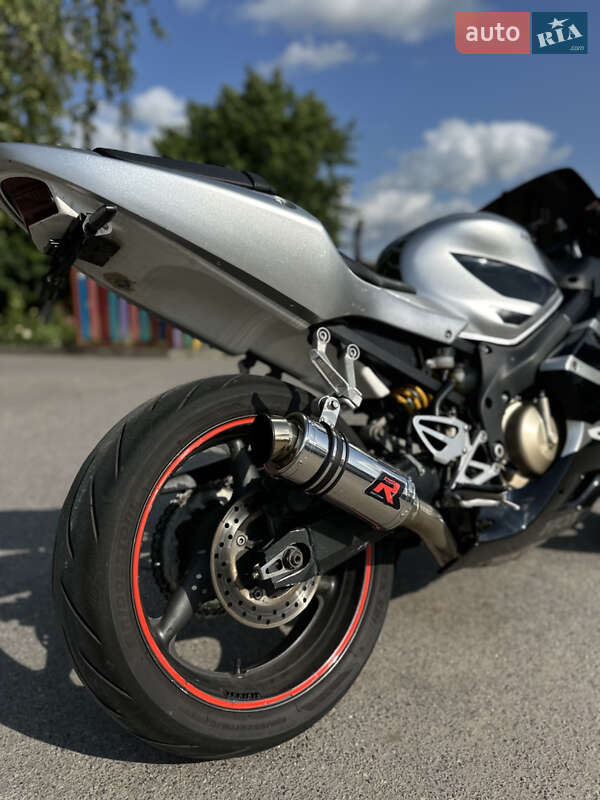 Спортбайк Honda CBR 600F4i 2001 в Вінниці