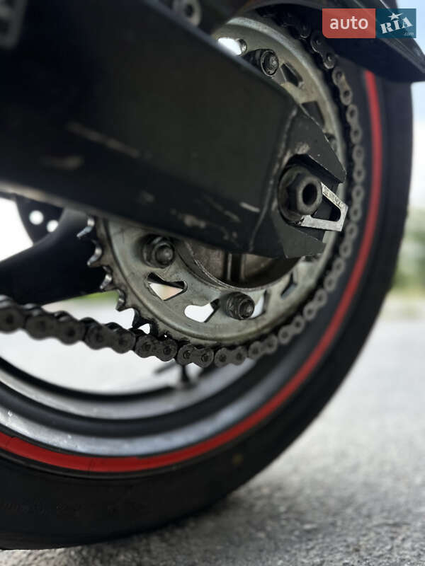 Спортбайк Honda CBR 600F4i 2001 в Вінниці
