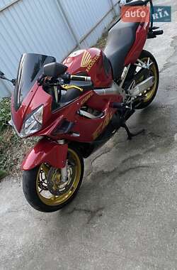 Мотоцикл Спорт-туризм Honda CBR 600F4i 2002 в 