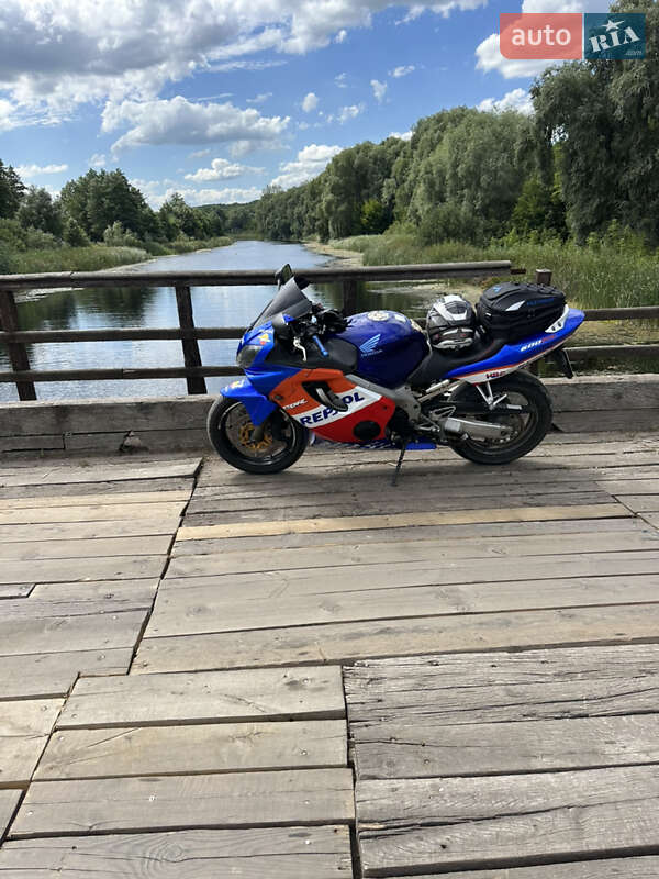 Мотоцикл Спорт-туризм Honda CBR 600F4i 2006 в Сумах