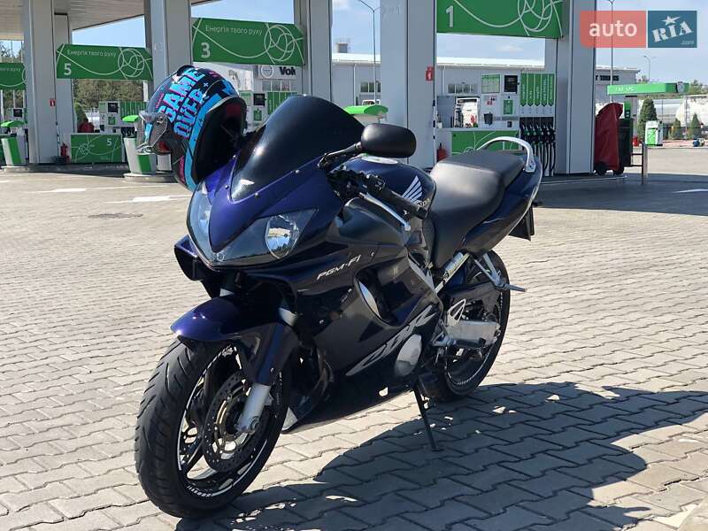 Мотоцикл Спорт-туризм Honda CBR 600F4i 2002 в Дніпрі