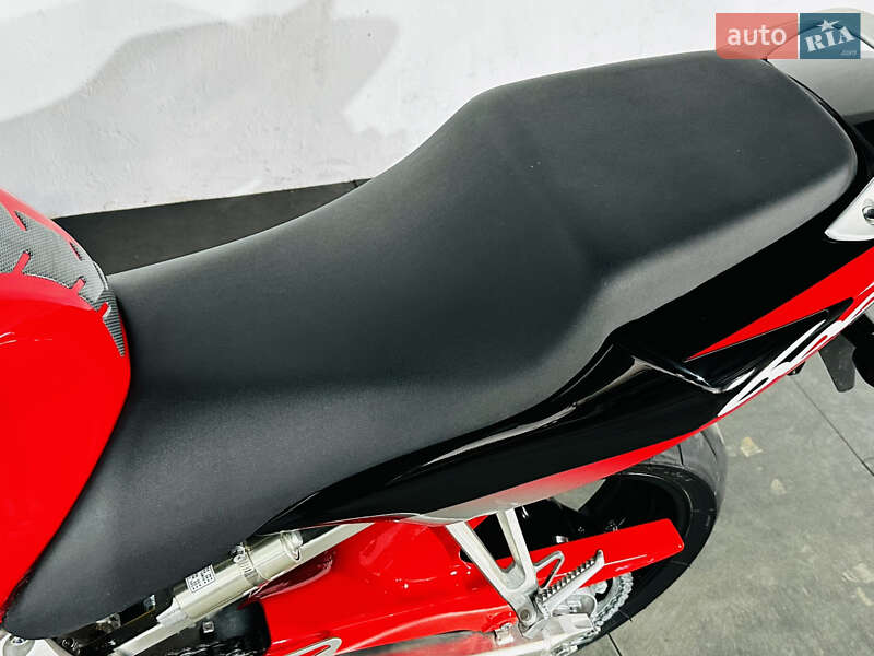 Спортбайк Honda CBR 600F4i 2005 в Бердичеві фото 6 Спортбайк Honda CBR 600F4i 2005 в Бердичеві