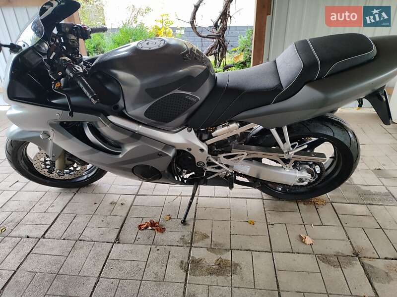 Спортбайк Honda CBR 600F4i 2005 в Конотопі фото 4 Спортбайк Honda CBR 600F4i 2005 в Конотопі