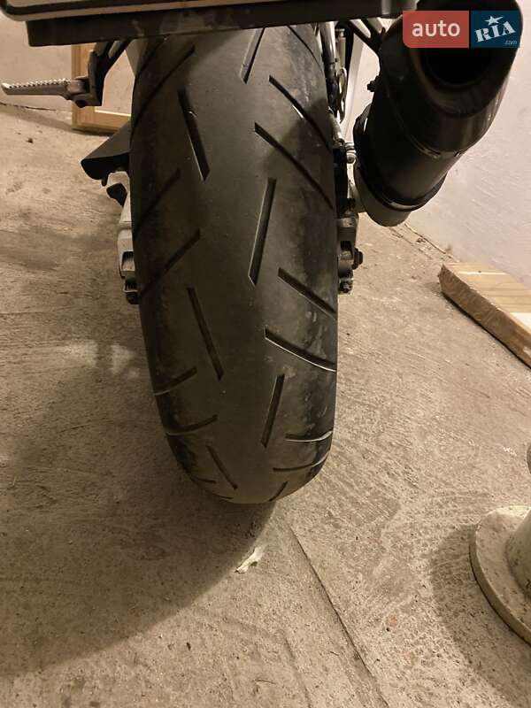 Спортбайк Honda CBR 600F4i 2005 в Дрогобичі фото 10 Спортбайк Honda CBR 600F4i 2005 в Дрогобичі