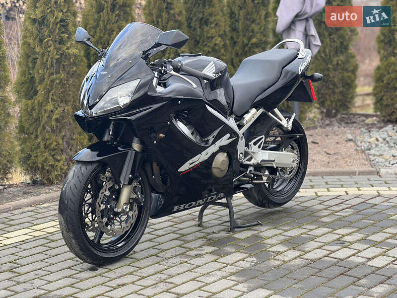 Мотоцикл Спорт-туризм Honda CBR 600F4i 2005 в Долині