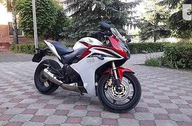 Спортбайк Honda CBR 600F 2012 в Луцьку