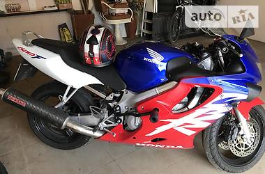 Мотоцикл Спорт-туризм Honda CBR 600F 2000 в Стрию