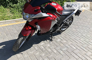 Спортбайк Honda CBR 600F 2012 в Луцке
