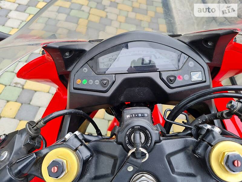 Мотоцикл Спорт-туризм Honda CBR 600F 2011 в Кицмани