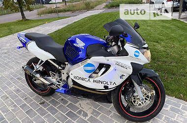 Мотоцикл Спорт-туризм Honda CBR 600F 2000 в Чернигове