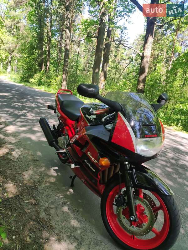 Мотоцикл Без обтекателей (Naked bike) Honda CBR 600F 1991 в Корюковке