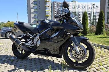 Спортбайк Honda CBR 600F 2003 в Киеве