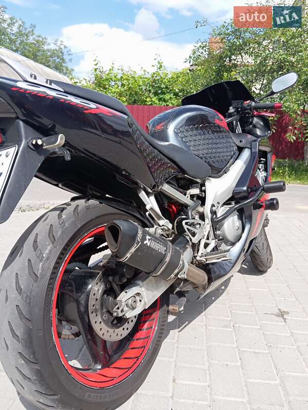 Спортбайк Honda CBR 600F 2000 в Вінниці